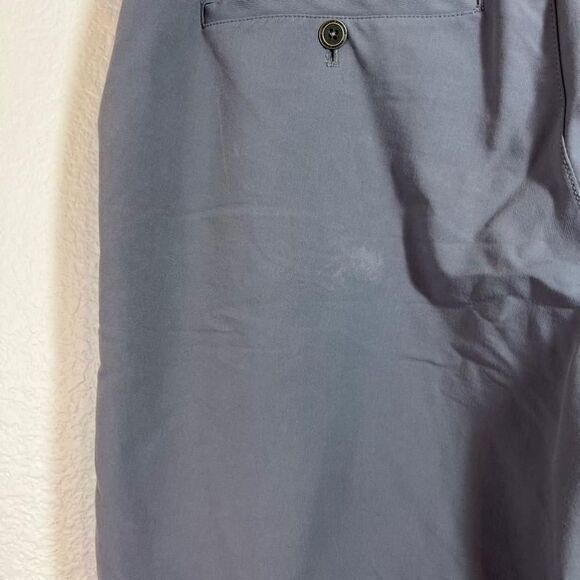 Men's Under Armour Gray Golf Shorts Size 40 - Picture 4 of 8